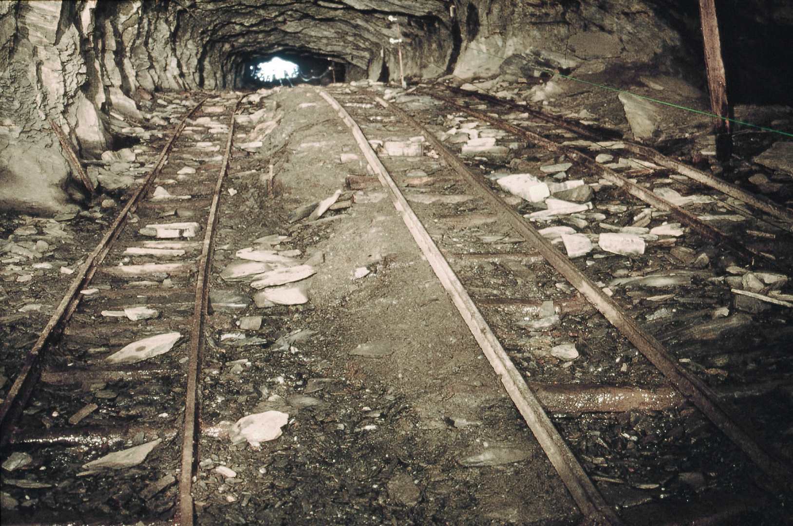 Maenofferan triple incline 1991, submitted by Dickie Bird on 14-03-2026.
© Richard Bird Maenofferan triple incline 1991